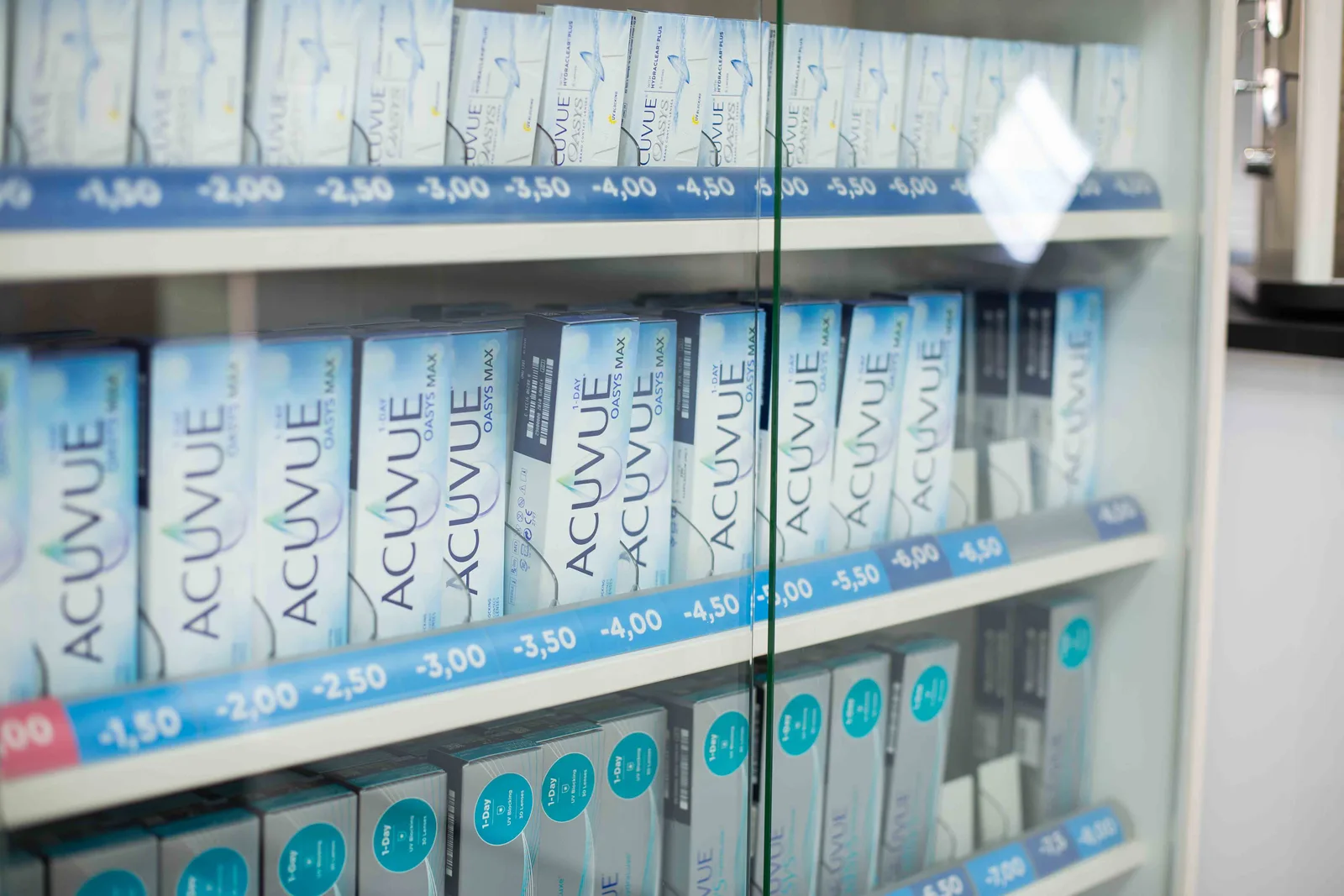 Acuvue Контактные линзы