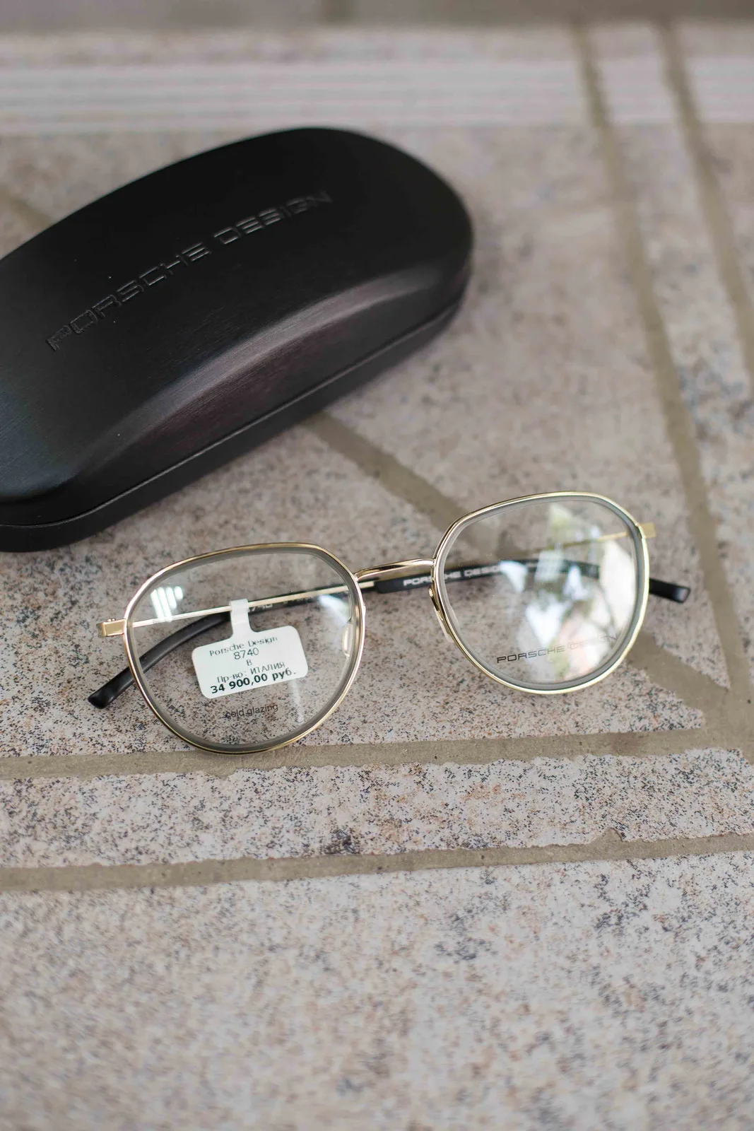 Porsche Design P8740